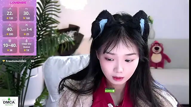 Snapshot of Sheep-1 chatting on December 31, 2024, 11:31 am Sheep-1 online show from December 31, 2024, 11:31 am