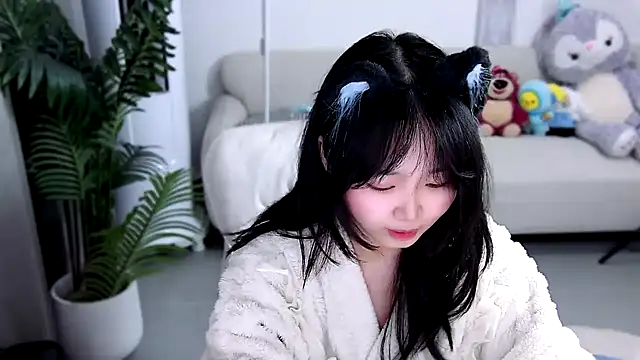 Snapshot of Sheep-1 chatting on March 8, 2025, 11:27 am Sheep-1 online show from March 8, 2025, 11:27 am