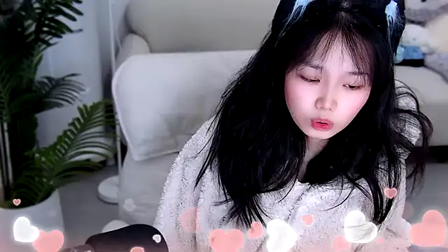 Snapshot of Sheep-1 chatting on March 18, 2025, 11:08 am Sheep-1 online show from March 18, 2025, 11:08 am