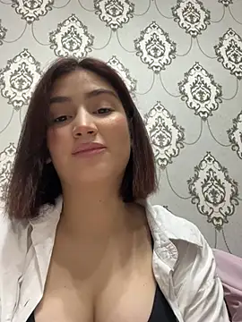 Snapshot of StormBeverly chatting on December 24, 2024, 1:50 pm StormBeverly online show from December 24, 2024, 1:50 pm