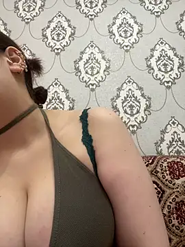 Snapshot of StormBeverly chatting on November 27, 2025, 9:55 am StormBeverly online show from November 27, 2025, 9:55 am