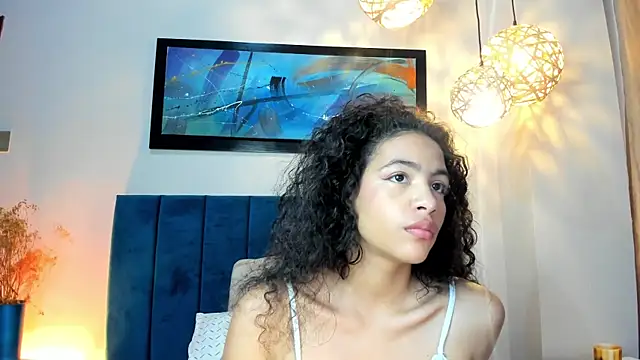 AntonellaHall  online show from October 18, 2025, 12:17 pm