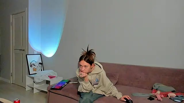 EllaSky xoxo online show from February 5, 2025, 12:49 pm