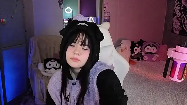 ClaireFaers  online show from January 14, 2026, 10:14 pm