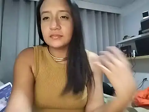 Snapshot of cami_victoria chatting on May 25, 2026, 7:20 pm cami victoria online show from May 25, 2026, 7:20 pm