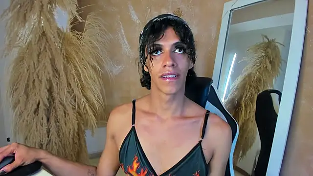 APRILL FOXX online show from March 17, 2026, 9:51 pm