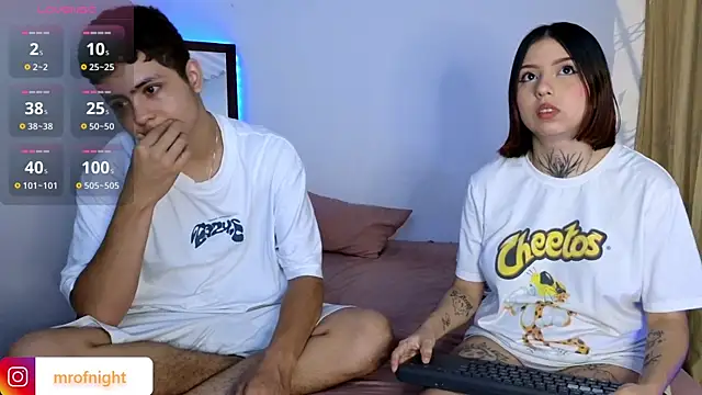 kitty of nighttt online show from September 28, 2025, 3:34 am