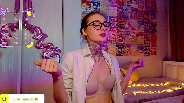 Snapshot of Milky_way_UwU chatting on February 21, 2026, 2:01 am Milky way UwU online show from February 21, 2026, 2:01 am