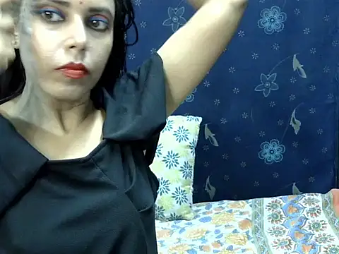 Snapshot of Pramila_Manish chatting on July 23, 2026, 2:15 pm Pramila Manish online show from July 23, 2026, 2:15 pm