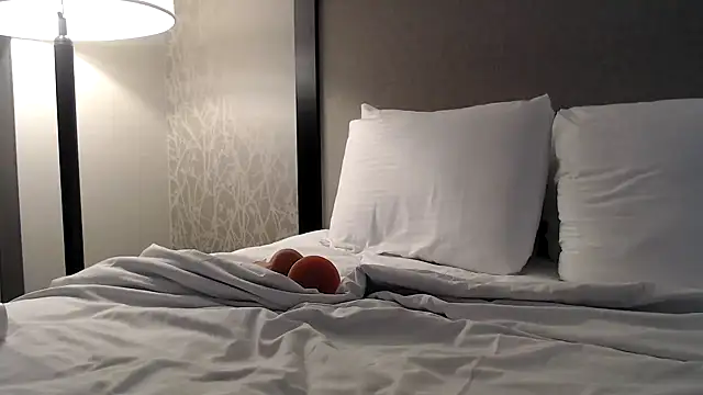 6PHUKBOI9 online show from December 5, 2025, 11:19 am