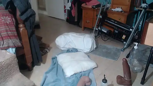 6PHUKBOI9 online show from January 8, 2026, 8:55 pm