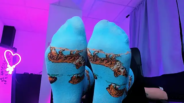 NielletaBlossom online show from February 21, 2025, 8:29 am