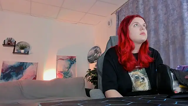 NielletaBlossom online show from January 6, 2026, 2:48 am