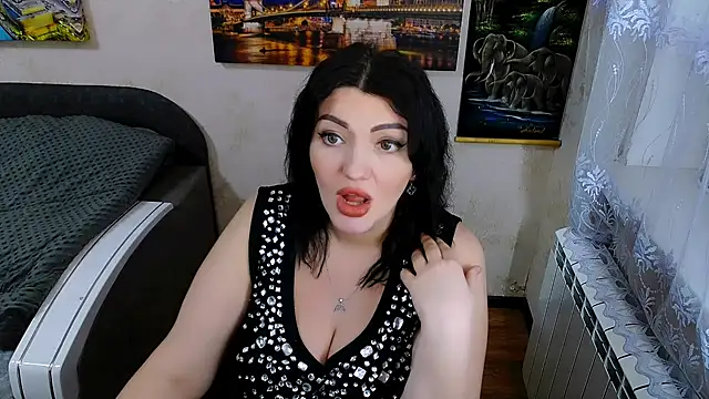 Lady Boom Wild  online show from March 3, 2026, 12:11 pm