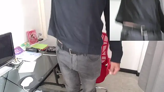 Dylanwish online show from December 4, 2024, 1:53 pm