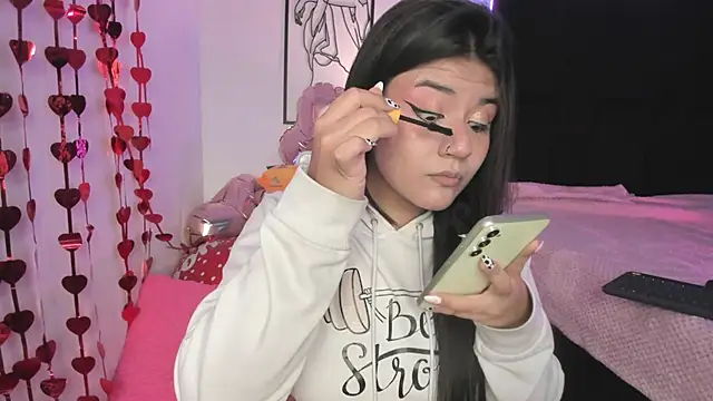 DesireSweet online show from February 18, 2025, 1:43 am