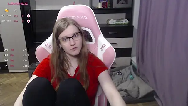 Snapshot of Tomato_Tease chatting on January 3, 2025, 9:05 pm Tomato Tease online show from January 3, 2025, 9:05 pm