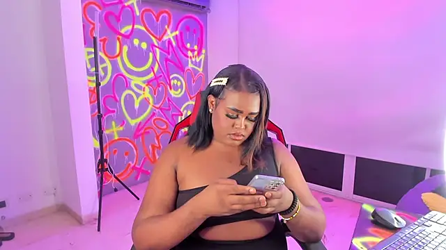 GEANNAROSE online show from January 23, 2025, 4:52 am