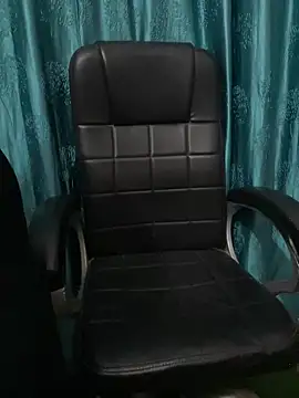 Snapshot of poision51 chatting on January 31, 2025, 4:59 pm poision51 online show from January 31, 2025, 4:59 pm