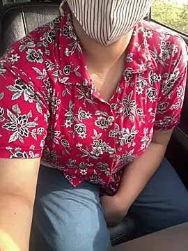 Snapshot of poision51 chatting on March 11, 2025, 4:32 am poision51 online show from March 11, 2025, 4:32 am