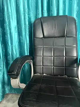 Snapshot of poision51 chatting on November 1, 2025, 4:42 pm poision51 online show from November 1, 2025, 4:42 pm