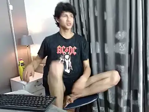 Snapshot of jason_graeats chatting on December 31, 2024, 6:48 am jason graeats online show from December 31, 2024, 6:48 am