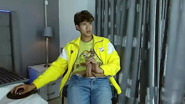 Snapshot of jason_graeats chatting on February 6, 2025, 5:25 am jason graeats online show from February 6, 2025, 5:25 am