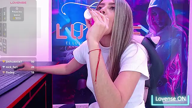 miacarperr1 online show from February 11, 2025, 12:49 am