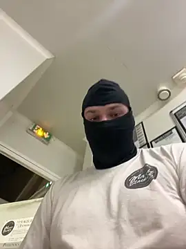 Lilian 701 online show from April 6, 2026, 12:19 am