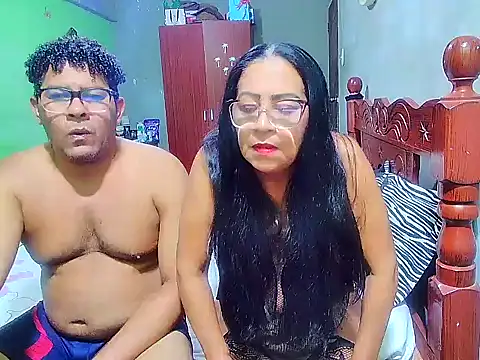 Snapshot of rosi_pamela chatting on January 25, 2025, 1:10 am rosi pamela online show from January 25, 2025, 1:10 am