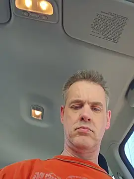 Hectorthyssen1 online show from April 23, 2026, 2:52 pm