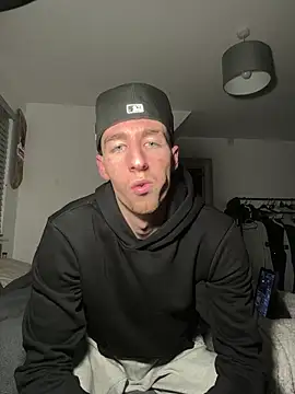 MikesWood21 online show from December 14, 2024, 3:07 am