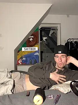 MikesWood21 online show from December 23, 2024, 2:13 am