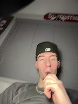 MikesWood21 online show from January 29, 2025, 6:22 am