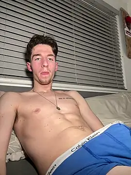 MikesWood21 online show from February 17, 2025, 1:36 am