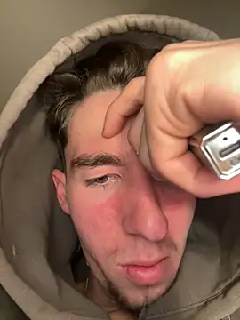 MikesWood21 online show from September 19, 2025, 12:34 am