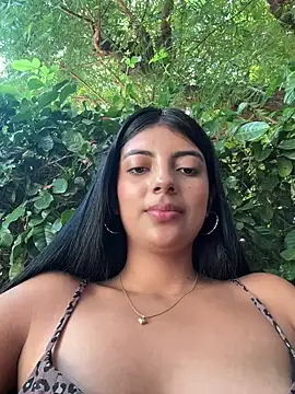 Snapshot of Baby_Niels chatting on January 21, 2025, 5:09 pm Baby Niels online show from January 21, 2025, 5:09 pm