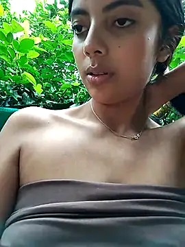 Snapshot of Baby_Niels chatting on February 11, 2025, 7:05 pm Baby Niels online show from February 11, 2025, 7:05 pm