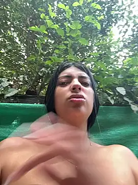 Snapshot of Baby_Niels chatting on March 17, 2025, 3:07 pm Baby Niels online show from March 17, 2025, 3:07 pm