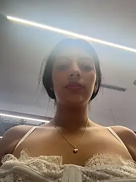 Snapshot of Baby_Niels chatting on October 29, 2025, 2:58 am Baby Niels online show from October 29, 2025, 2:58 am