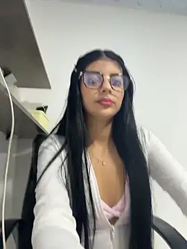 Snapshot of Baby_Niels chatting on November 26, 2025, 8:54 pm Baby Niels online show from November 26, 2025, 8:54 pm