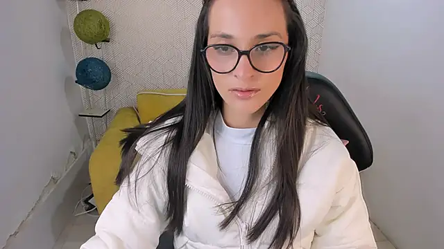 mariaan m  online show from December 27, 2024, 10:16 pm