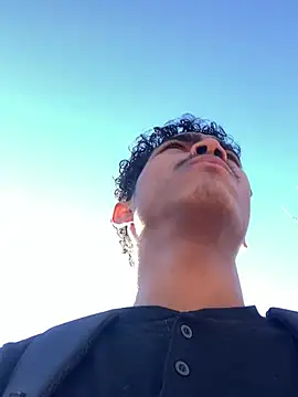 Ryan-hot online show from December 20, 2024, 2:49 pm