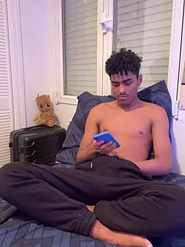 Ryan-hot online show from March 4, 2025, 6:37 am