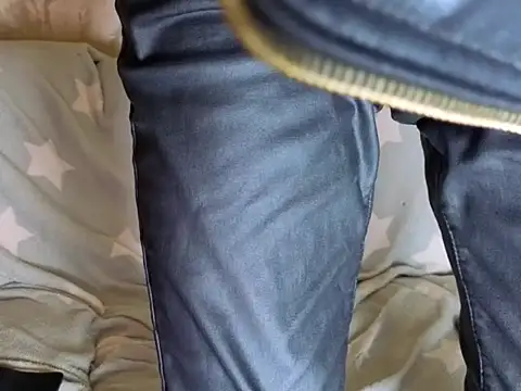 MentoXXL online show from March 3, 2026, 2:23 pm