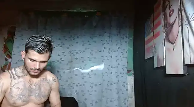 Snapshot of carlos_boosx chatting on December 2, 2024, 3:36 pm carlos boosx online show from December 2, 2024, 3:36 pm