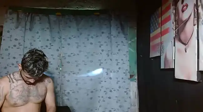 Snapshot of carlos_boosx chatting on December 10, 2024, 3:12 pm carlos boosx online show from December 10, 2024, 3:12 pm