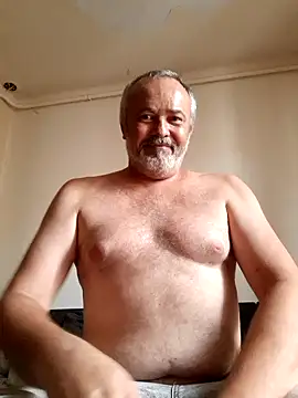 Snapshot of GayPourToi chatting on August 2, 2026, 5:33 pm GayPourToi online show from August 2, 2026, 5:33 pm