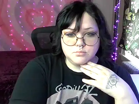 Flamefairy710 online show from December 3, 2024, 4:17 pm