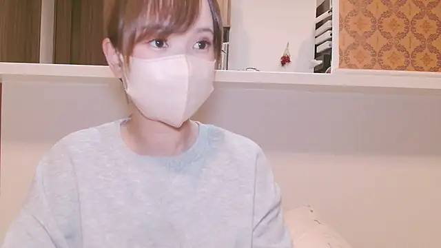  hina chan  online show from May 11, 2026, 2:23 pm